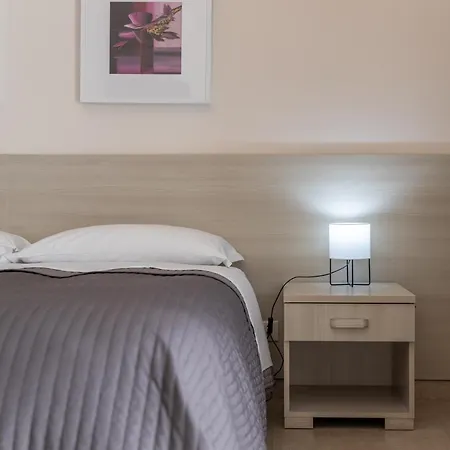 Bella Giulia Casa Bianca * راغوزا